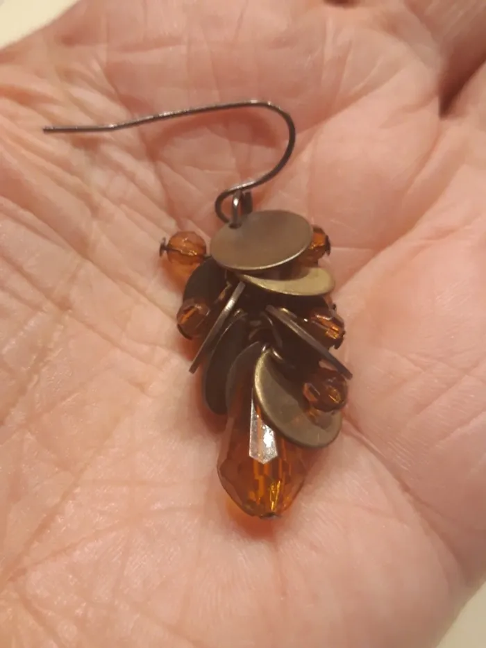 Boucles d'oreilles pendantes fantaisies - photo numéro 2