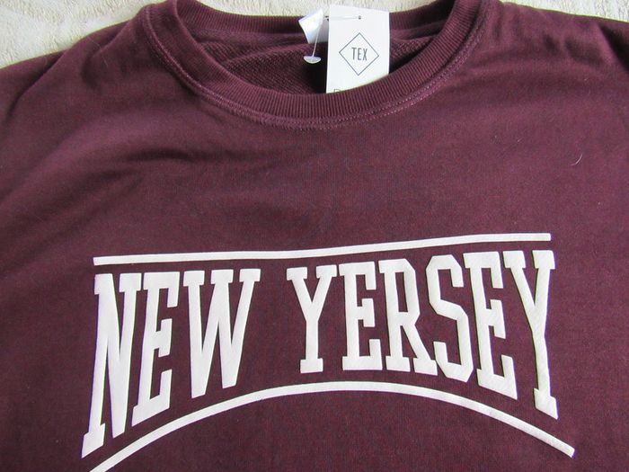 sweat Neuf - photo numéro 2