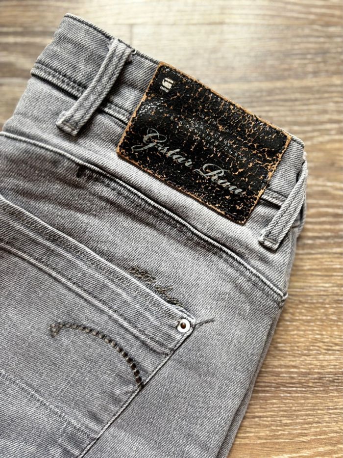 Jean G-Star - gris - homme coupe skinny - en très bon état - taille 38/M - photo numéro 2