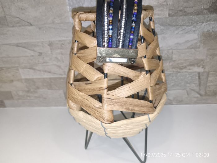 Manchette lanières cuirs - photo numéro 4