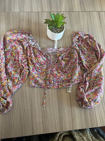 Top épaules dénudées fleuri FBsister