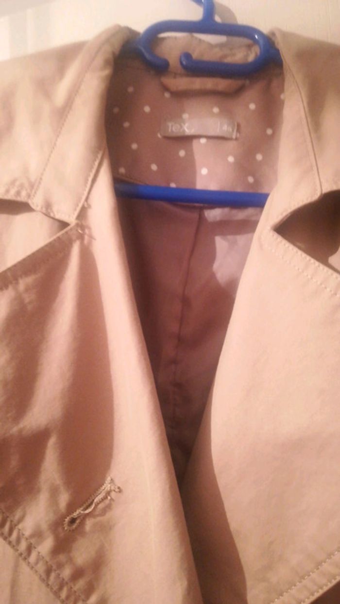 Joli trench beige - photo numéro 2