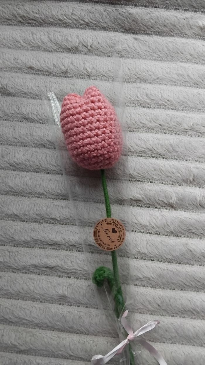 Fleur tulipe au crochet - photo numéro 1