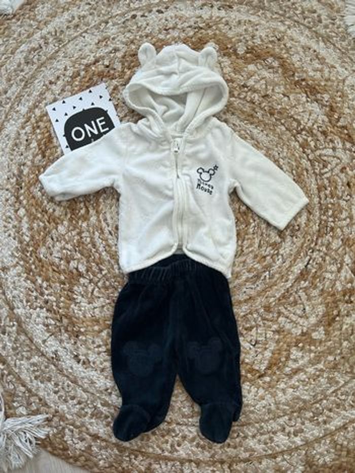 Tenue ensemble Disney pantalon + gilet avec capuches