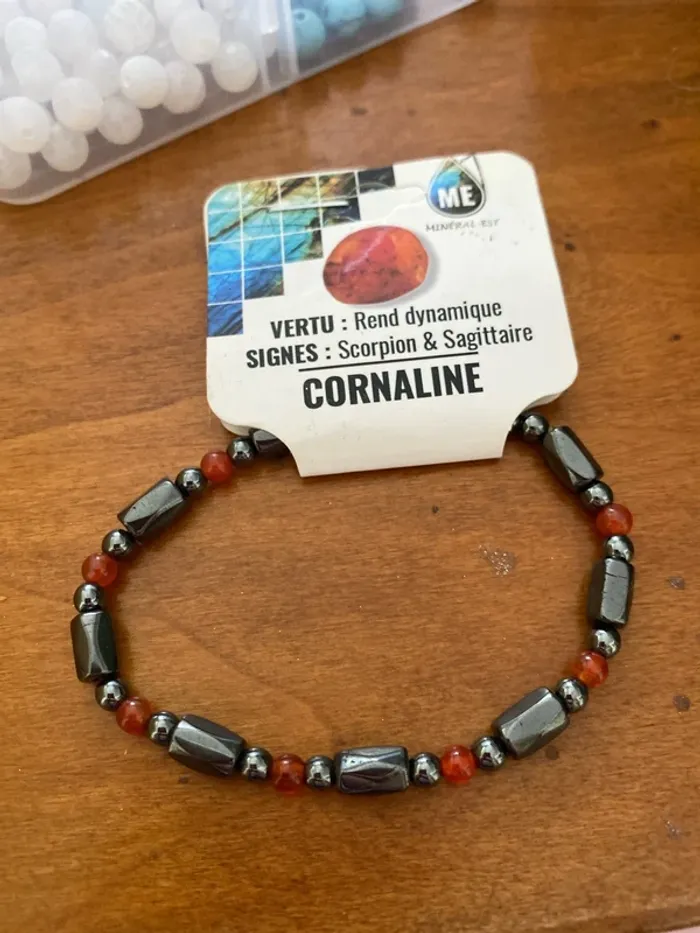 Bracelet hématite et cornalines pierres minéraux