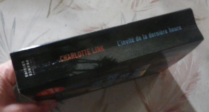 L'invité de la dernière heure de Charlotte Link Ed. France Loisirs - photo numéro 3