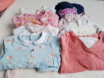 8 pyjamas velours 24 mois (2ans)