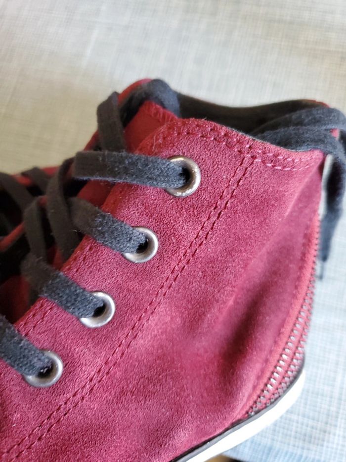 Converse bordeaux et noire P.38.5 - photo numéro 15