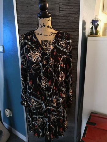 Robe imprimée neuve