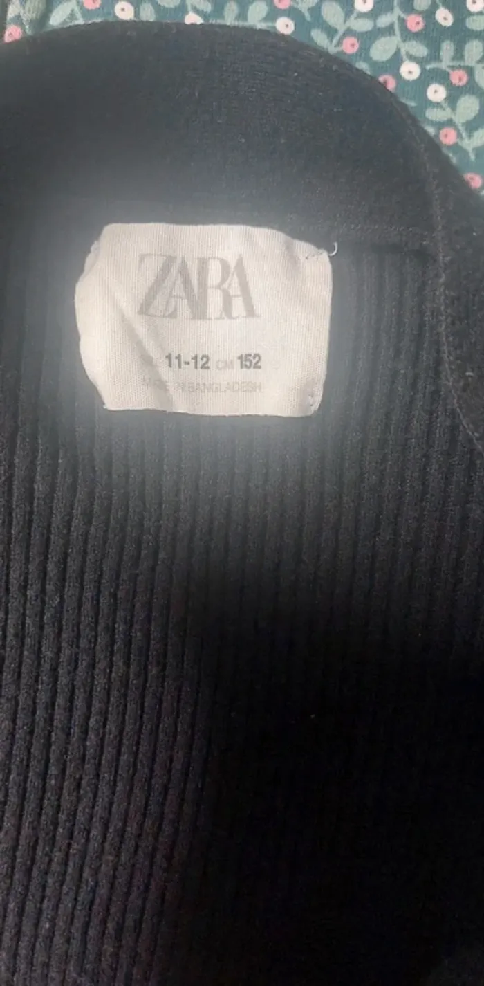 Lot de 2 gilets taille 12 ans - photo numéro 2