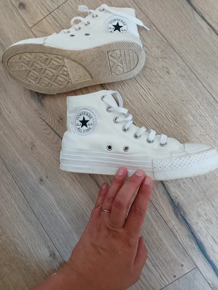 Converse fleur blanche 35 - photo numéro 3