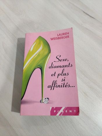 Sexe diamants et plus si affinités Weisberger collection Piment