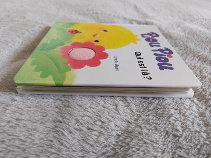 Livre enfant cartonné "Piou Piou qui est là" Bayard Jeunesse avec matières à toucher - photo numéro 5