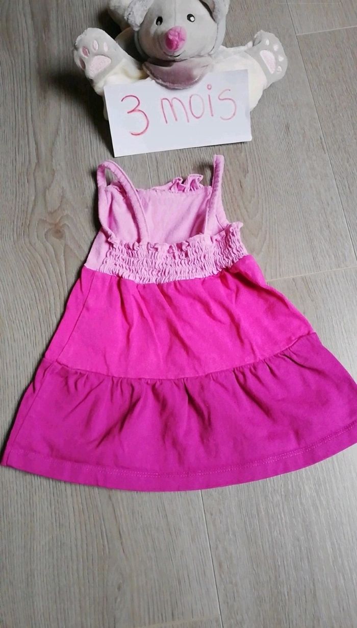 Robe 3 mois - photo numéro 4