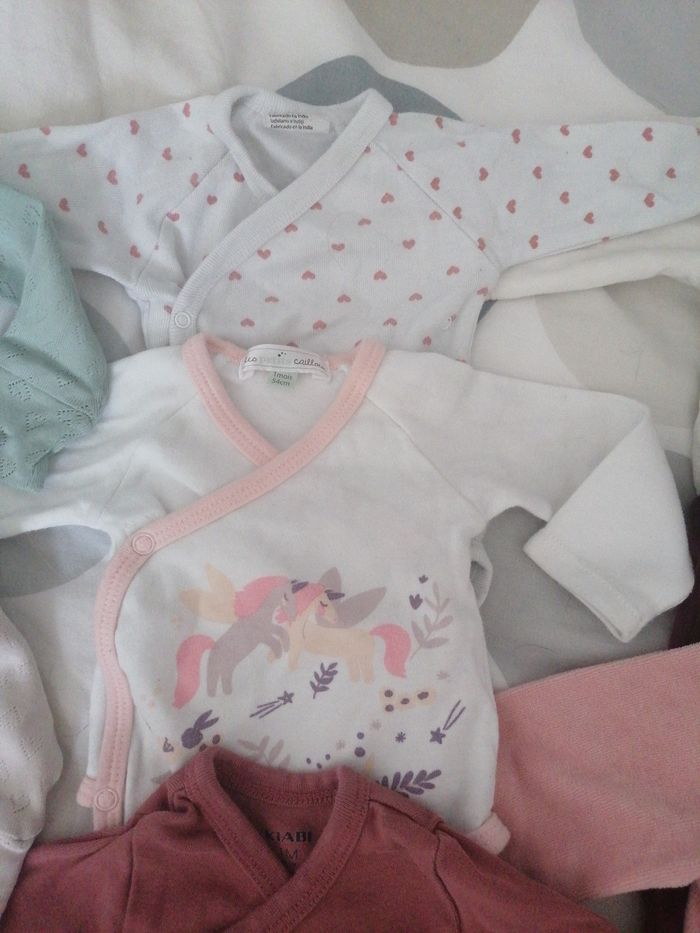 Lot vêtements bébé fille 1 mois - photo numéro 5