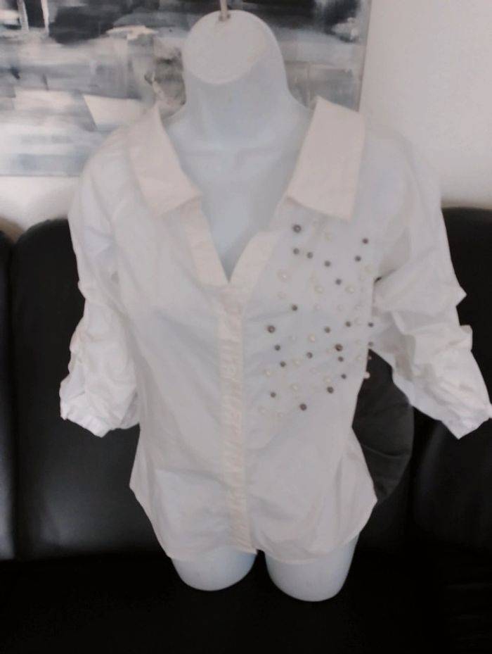 Chemise perles femme.38..