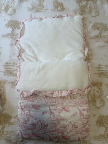 Nid d’ange safari modèle toile de jouy