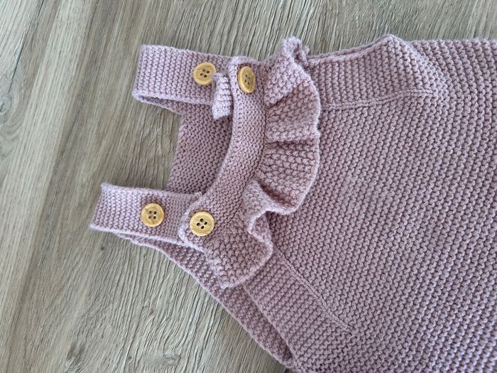 Salopette Barboteuse tricoté en laine rose bébé fille taille 1-3 mois SHEIN - photo numéro 3