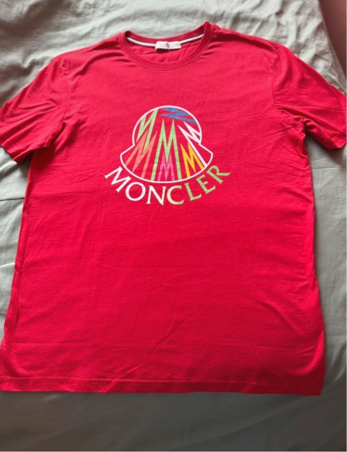 T- shirt rouge