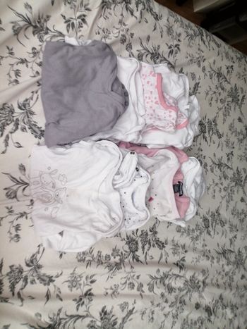 Lot de 11 bodies manches longues