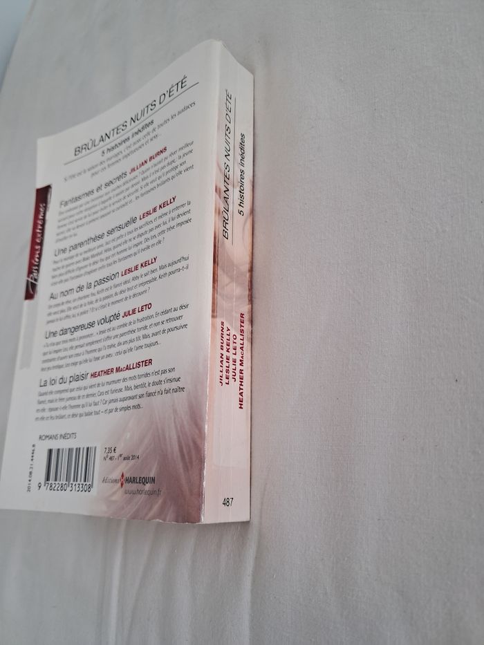 Livre 5 histoires inédites harlequin - photo numéro 3
