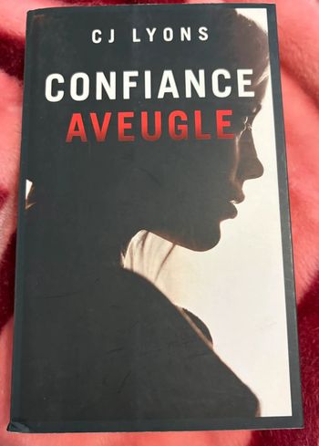 Livre « Confiance aveugle »
