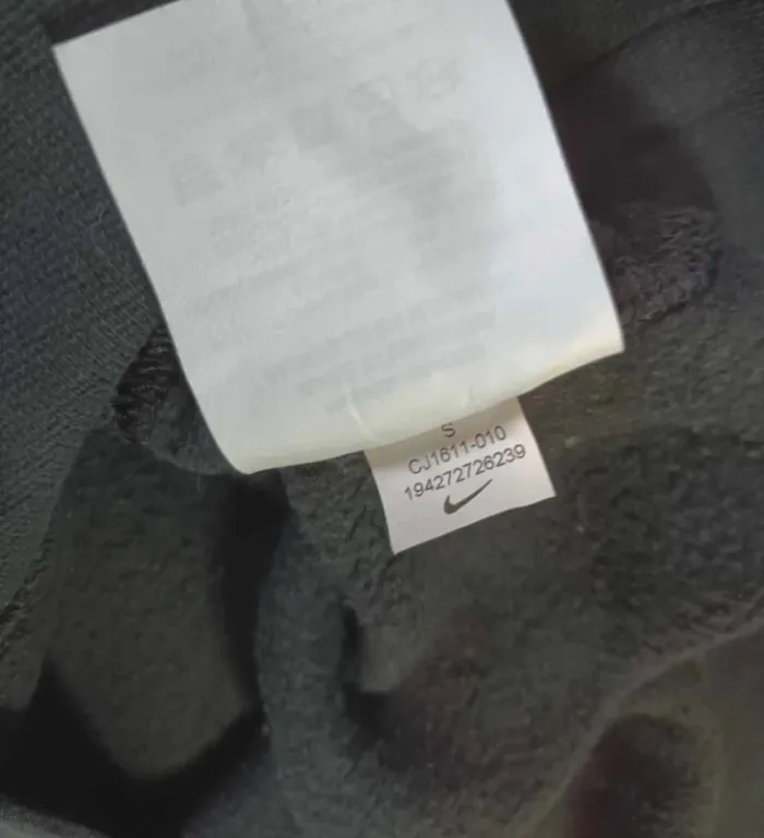 Pull Nike Noir S - photo numéro 4
