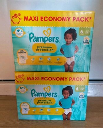Lot couches Pampers premium taille 6
