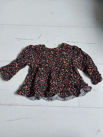 Blouse à fleurs Zara Taille 9-12 mois