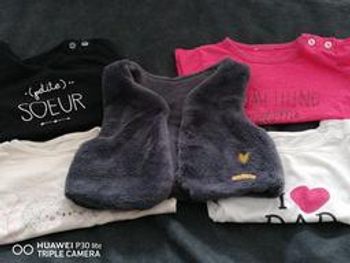 lot de 4 haut pour fille  6/9 mois