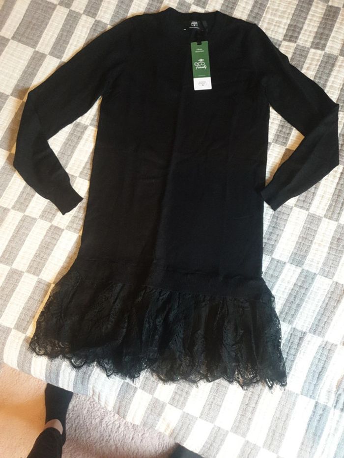 Robe pull dentelles - photo numéro 5