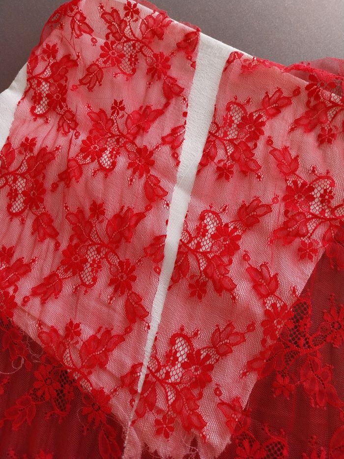 Dentelle de Calais 1,70m - photo numéro 6