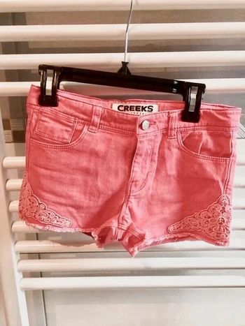 Short Creeks corail taille 10 ans en tbe à 5 euros