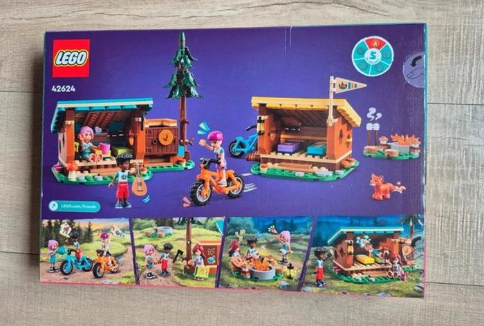 42624 LEGO Friends - Les cabanes chaleureuses de la base de loisirs - Neuf - photo numéro 2