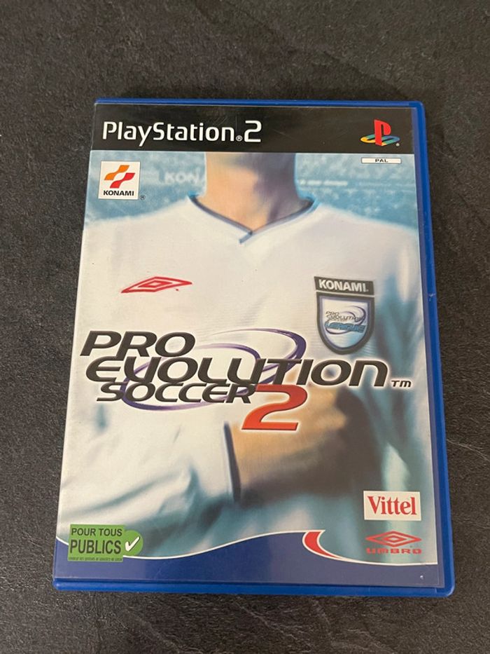 Jeux vidéos PS2 Pro Evolution Soccer 2