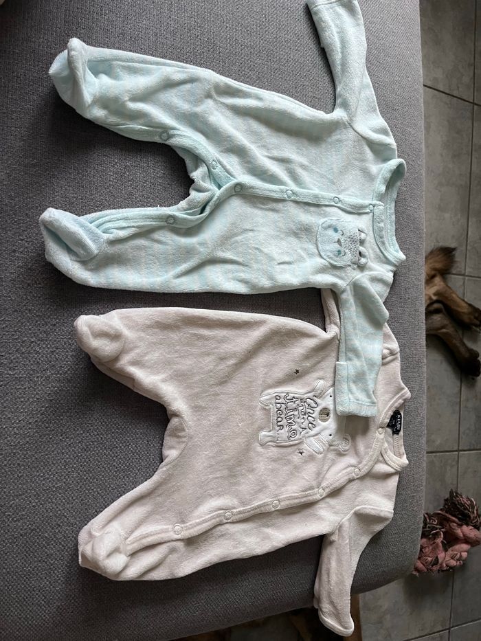 Lot de 9 pyjama 0 mois - photo numéro 3