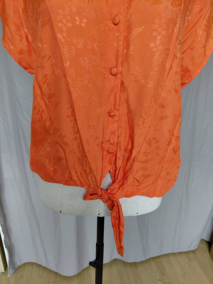Très jolie blouse femme T 44 - photo numéro 2