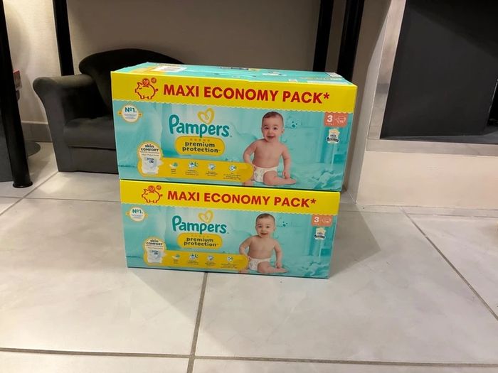 Lot de 2 packs de couches XXL Pampers Premium Protection neufs