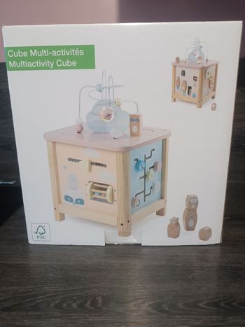 Cube multi-activités Verbaudet – Très bon état