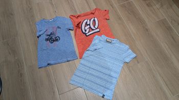 Lot de tee shirts 