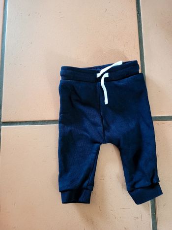 Jogging 3 mois kiabi tbe