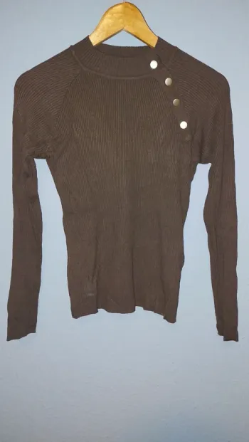 Pull boutonné