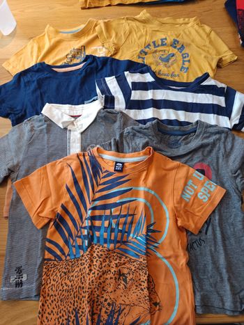Lot de tee shirts manches courtes 4 ans