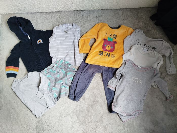 Lot vêtements garçon 24 mois - photo numéro 4