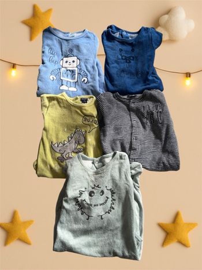 Lot vêtements 6 mois - photo numéro 10