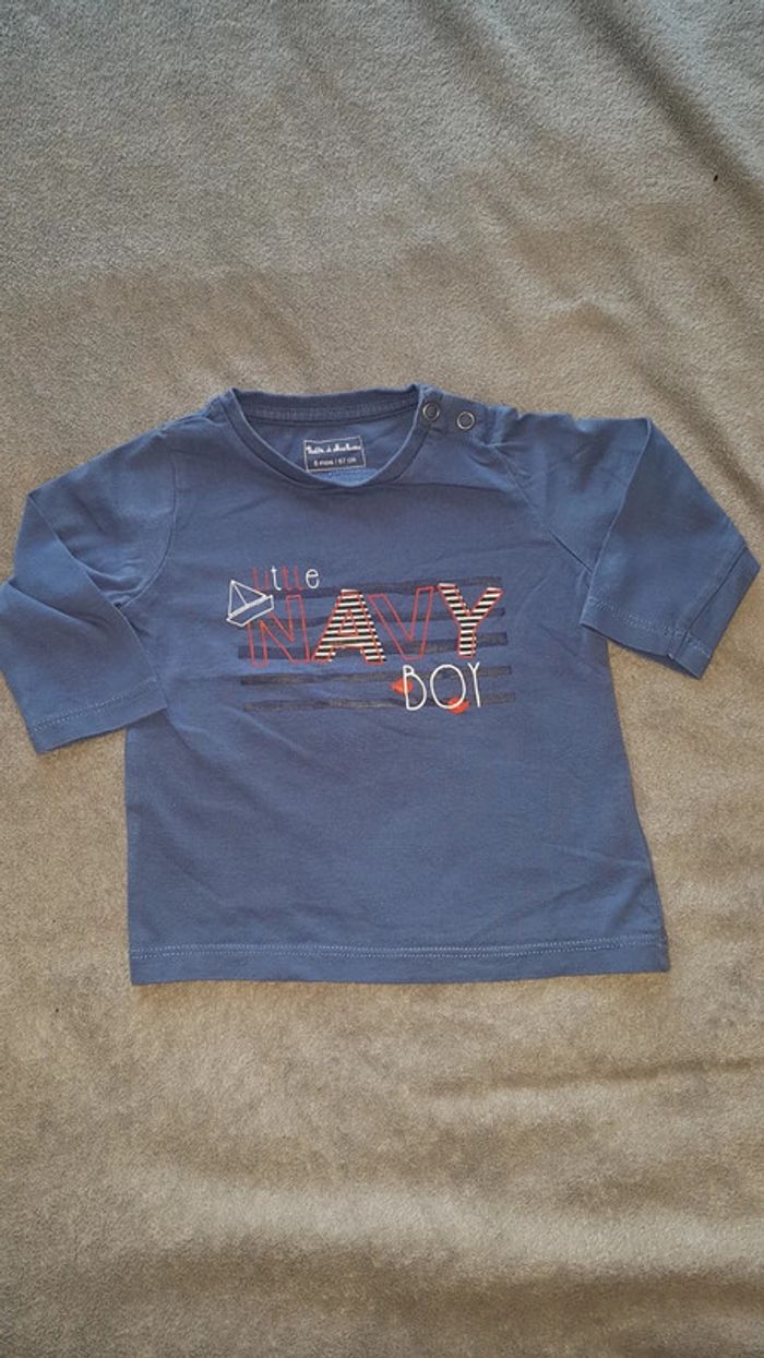 Tee-shirt Navy taille 6 mois - photo numéro 2