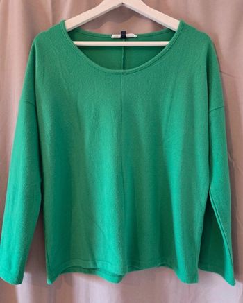 Pull léger vert