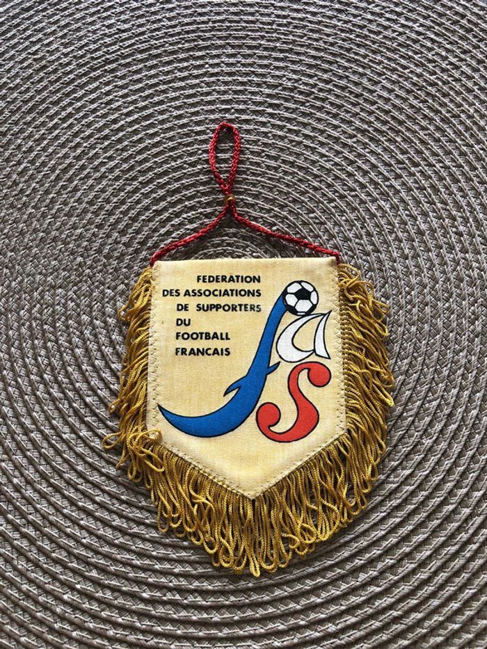 Fanion football fédération des associations de supporters du football français