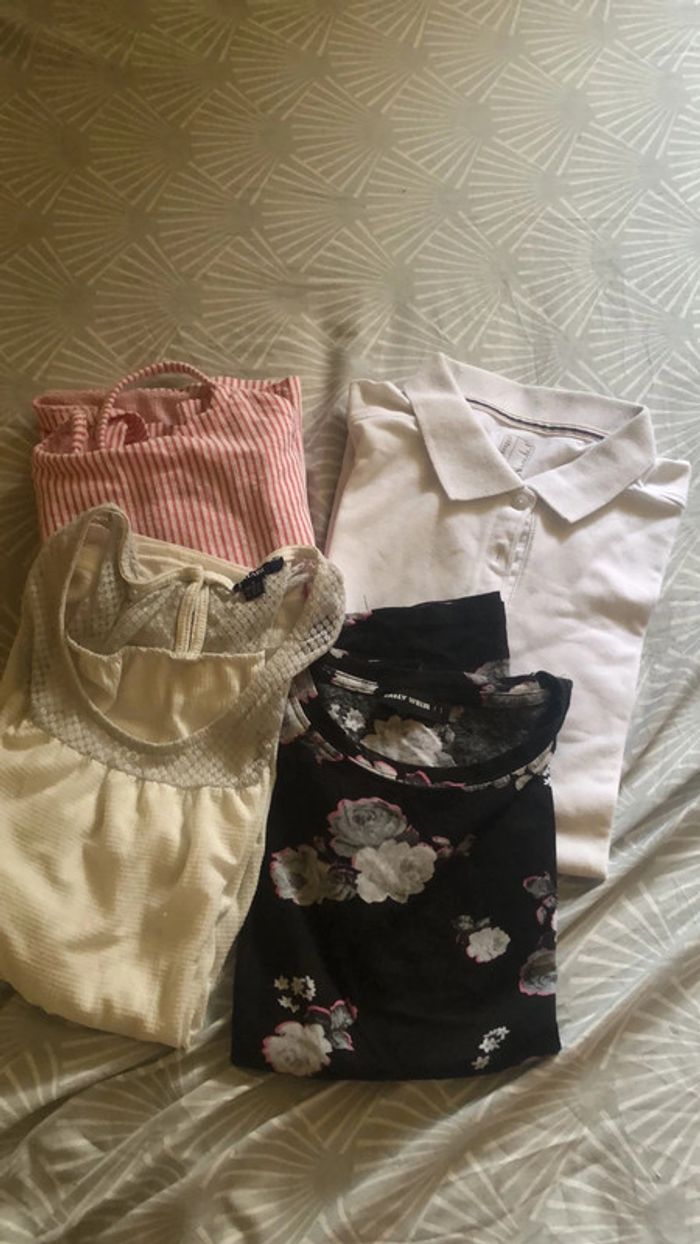 Lot de 4 teeshirt taille S