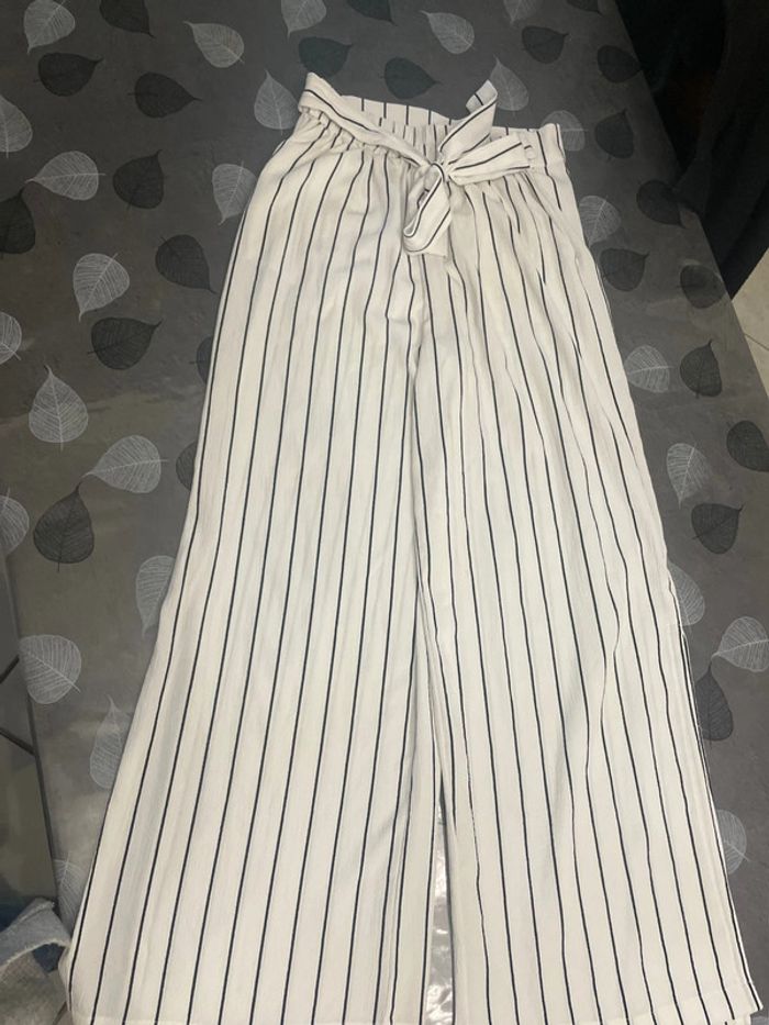 Pantalon blanc à rayures noires Tally Weijl 36